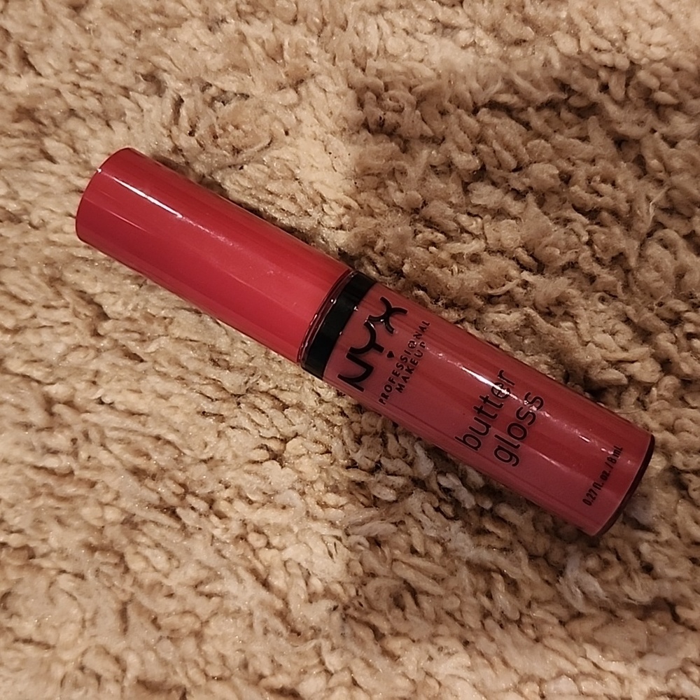Womens lip gloss nyx